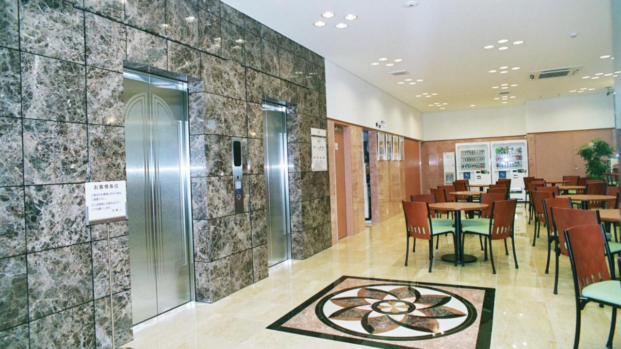 Toyoko Inn Kumamoto-Jyo Toricho Suji Exterior foto
